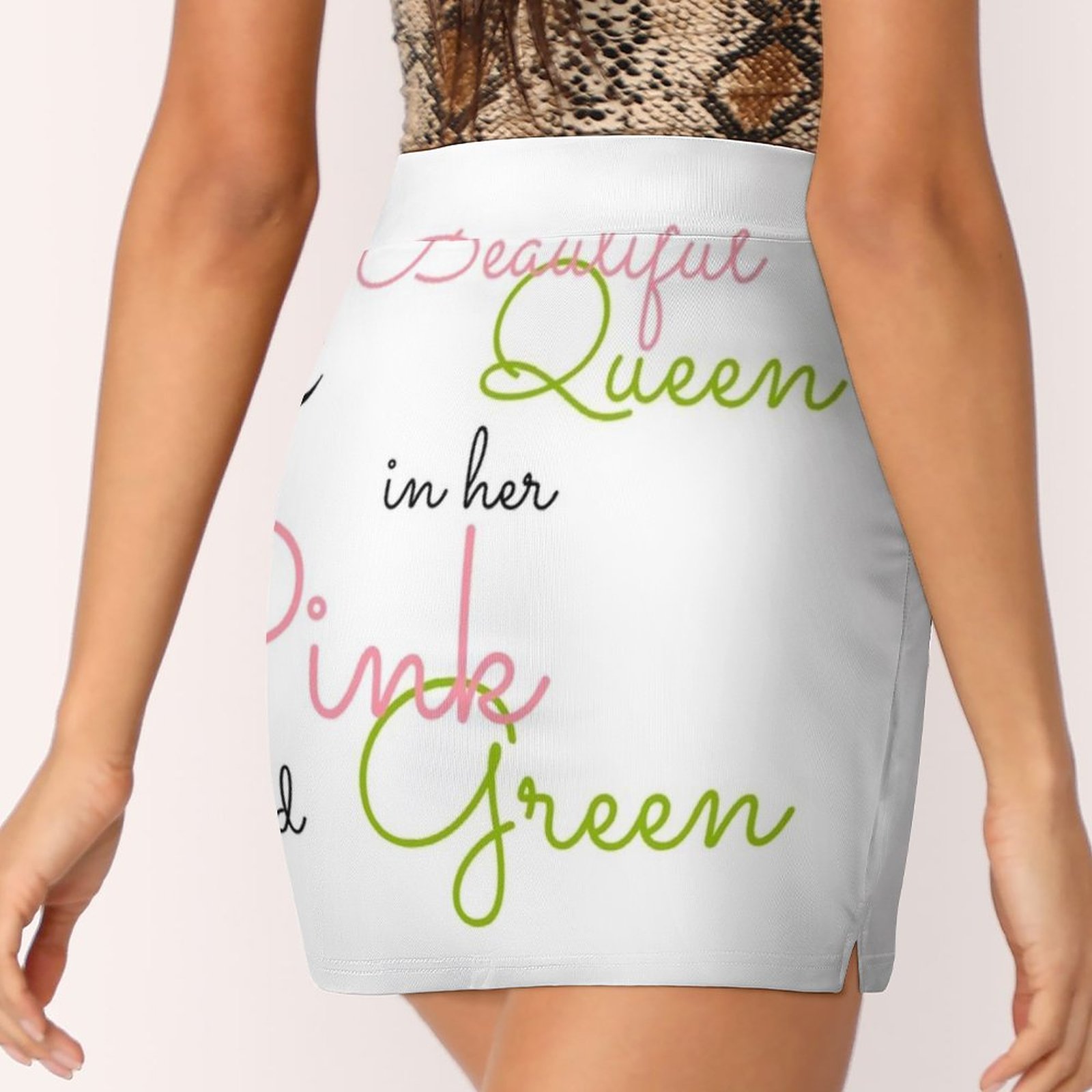 A Beautiful Queen In Her Pink  - مراجعة Badminton Queen وسعره