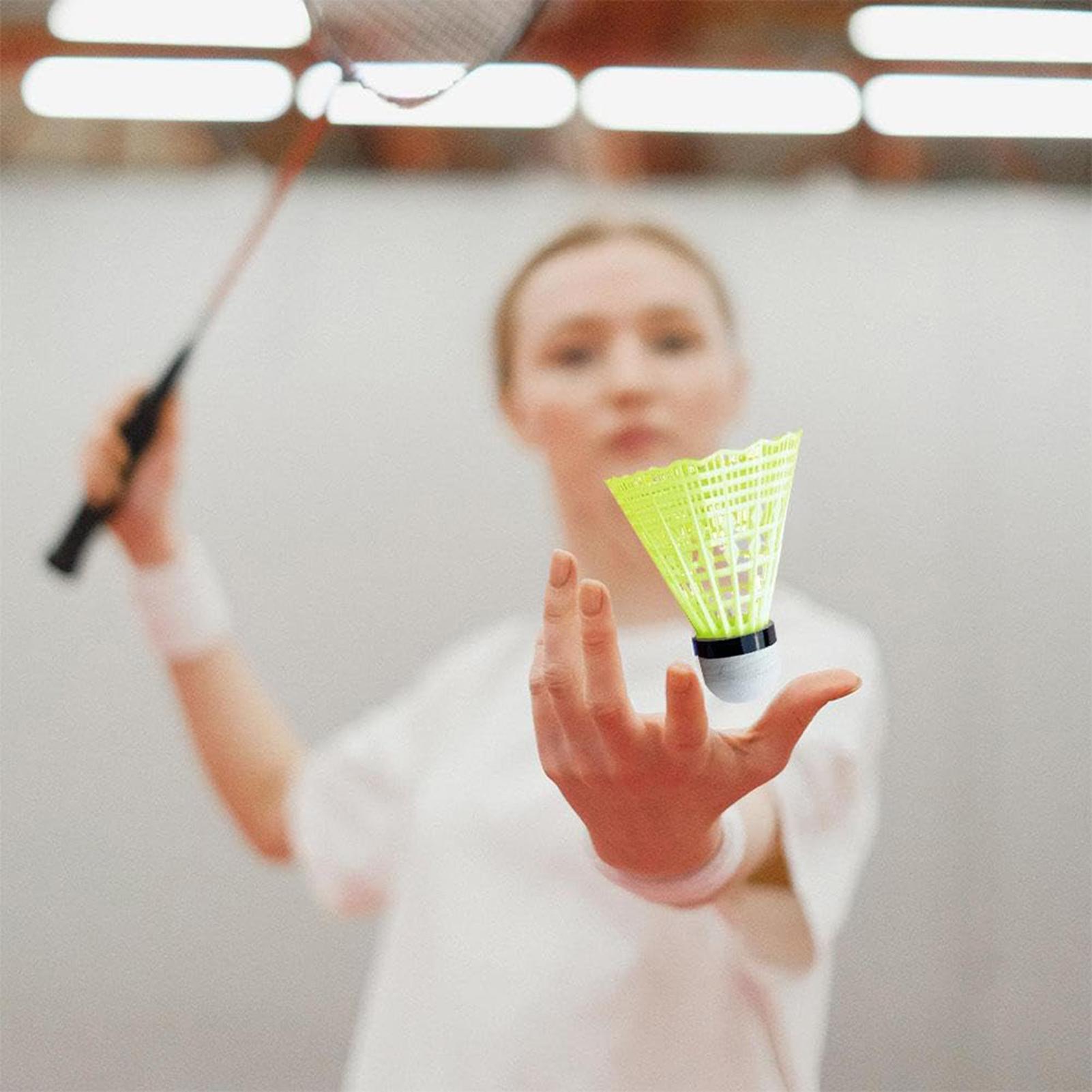 Badminton Shuttlecock 12 Piece - مراجعة Nylon Shuttlecock 12 وسعره